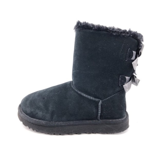 UGG Bailey Bow Swirl Sheepskin Winter Boots 5 - Picture 1 of 13